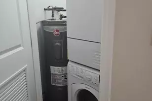 70 S Munn Ave, East Orange, NJ 07018 - Photo 8