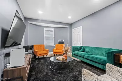 110 Park Ave, East Orange, NJ 07017 - Photo 8