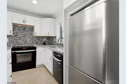 20 High Point Ci, Franklin Boro, NJ 07416 - Photo 4