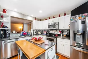 180 William St, Belleville, NJ 07109 - Photo 6