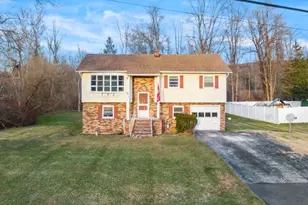 33 Glenbrook Rd, Ogdensburg, NJ 07439 - Photo 1