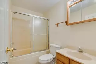 52 Hampton Hse Rd Rt206, Hampton Township, NJ 07860 - Photo 16