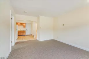 52 Hampton Hse Rd Rt206, Hampton Township, NJ 07860 - Photo 10