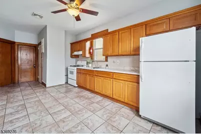 410 E Kinney St, Newark, NJ 07105 - Photo 6