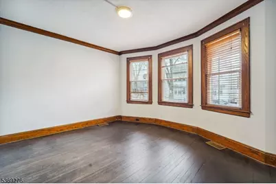 410 E Kinney St, Newark, NJ 07105 - Photo 4