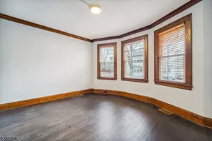 410 E Kinney St, Newark, NJ 07105 - Photo 4