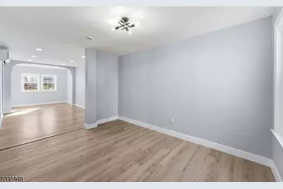 20 Wickham St, Passaic, NJ 07055 - Photo 10