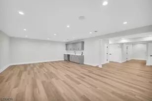 5 Redwood Rd, Livingston, NJ 07039 - Photo 20