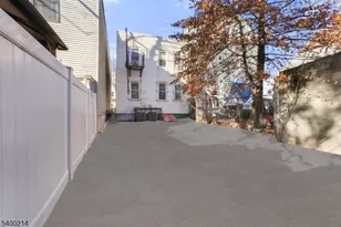 790 S 14th St, Newark, NJ 07108 - Photo 26