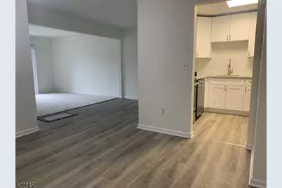 344 Potomac Dr Ondo #344, Bernards Township, NJ 07920 - Photo 8