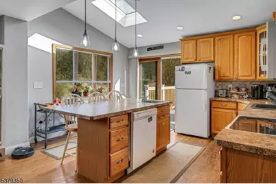 19 Indian Ln, Mount Olive, NJ 07840 - Photo 4