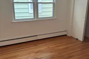 24 E 18th, Bayonne, NJ 07002 - Photo 8