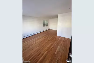 24 E 18th, Bayonne, NJ 07002 - Photo 2