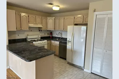 76 Union St, Newark, NJ 07105 - Photo 4