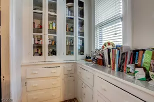 736 Lake St, Newark, NJ 07104 - Photo 12