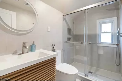 31 Sherman Ave, Hawthorne, NJ 07506 - Photo 12