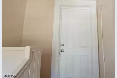 264 Pomona Ave #3, Newark, NJ 07112 - Photo 2