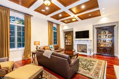 9 Beechtree Ln, Essex Fells, NJ 07021 - Photo 10