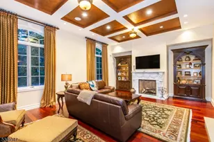 9 Beechtree Ln, Essex Fells, NJ 07021 - Photo 10