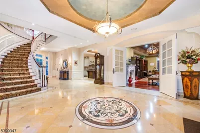 9 Beechtree Ln, Essex Fells, NJ 07021 - Photo 6