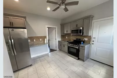 273 16th Ave #3R, Newark, NJ 07103 - Photo 1