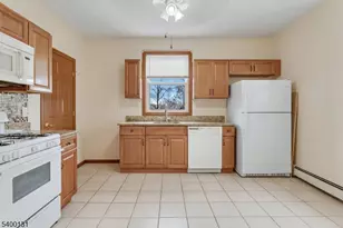 49 Spruce St, Bloomfield, NJ 07003 - Photo 4