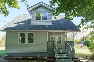 92 Clinton Ave, Mansfield Township, NJ 07865 - Photo 10