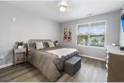 709 Brook Hollow Dr #709, Hanover Township, NJ 07981 - Photo 18