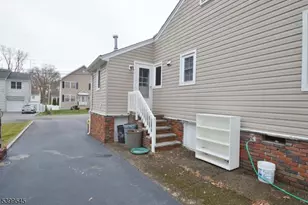 11 Bogota Rd, Parsippany, NJ 07054 - Photo 10