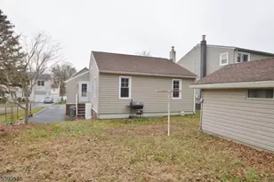 11 Bogota Rd, Parsippany, NJ 07054 - Photo 12