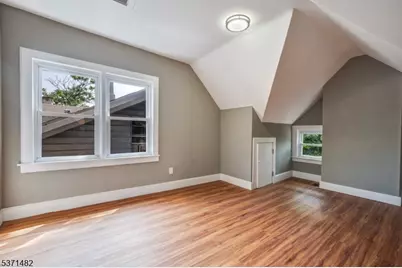 235 S 7th St, Newark, NJ 07103 - Photo 8