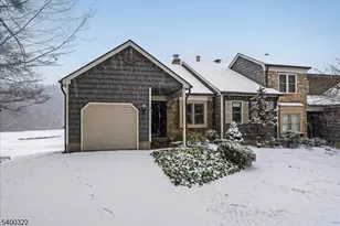 38 Goldfinch Dr, Allamuchy Township, NJ 07840 - Photo 1