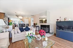 11 Letts Ct, Sayreville Boro, NJ 08872 - Photo 4