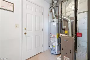 11 Letts Ct, Sayreville Boro, NJ 08872 - Photo 24