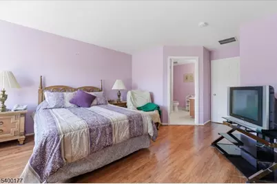 11 Letts Ct, Sayreville Boro, NJ 08872 - Photo 10