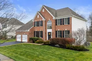 26 Rouser Way, Hillsborough Township, NJ 08844 - Photo 2