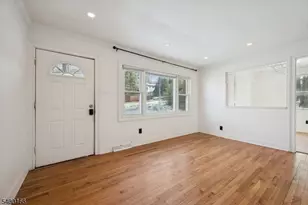 206 Brooklyn Mountain Rd, Hopatcong, NJ 07843 - Photo 6