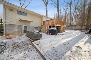 206 Brooklyn Mountain Rd, Hopatcong, NJ 07843 - Photo 18