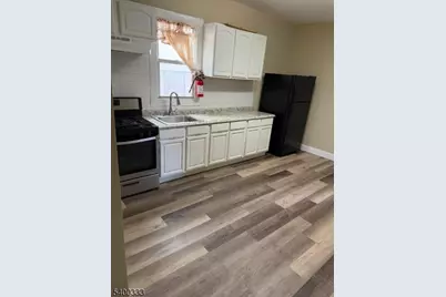 422 Jelliff Ave, Newark, NJ 07112 - Photo 14