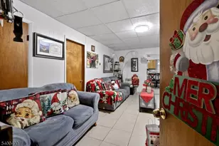 1029 E 19th St, Paterson, NJ 07501 - Photo 16