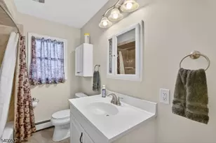 30 Tanglewood Dr, Vernon, NJ 07422 - Photo 20