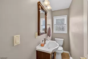 30 Tanglewood Dr, Vernon, NJ 07422 - Photo 10