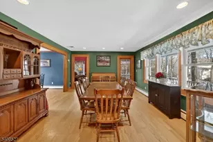 30 Tanglewood Dr, Vernon, NJ 07422 - Photo 8