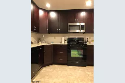 151 Gregory Ln, Franklin Township, NJ 08823 - Photo 4