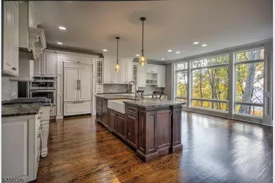 1 Juniper Pointe Trail, Green Brook Township, NJ 08812 - Photo 4