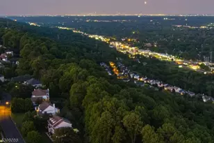 6 Harlow Pointe Cv, Green Brook Township, NJ 08812 - Photo 2
