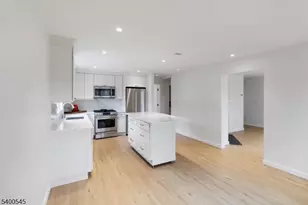 22C Heritage Dr, Chatham Township, NJ 07928 - Photo 8