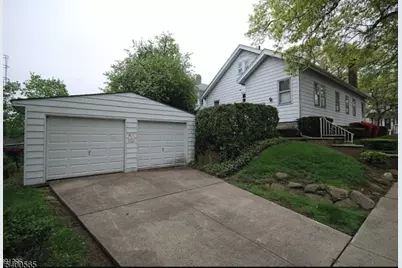 124 Overlook Ave, Belleville, NJ 07109 - Photo 2