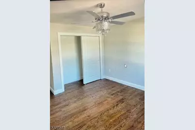 116 Chapel St, Newark, NJ 07105 - Photo 8