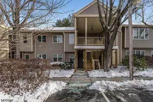 27 Troon Terrace, Clinton Township, NJ 08801 - Photo 2